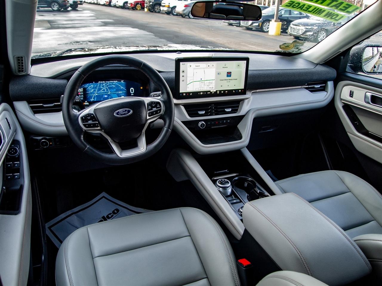 Ford Explorer Active 4WD 2025