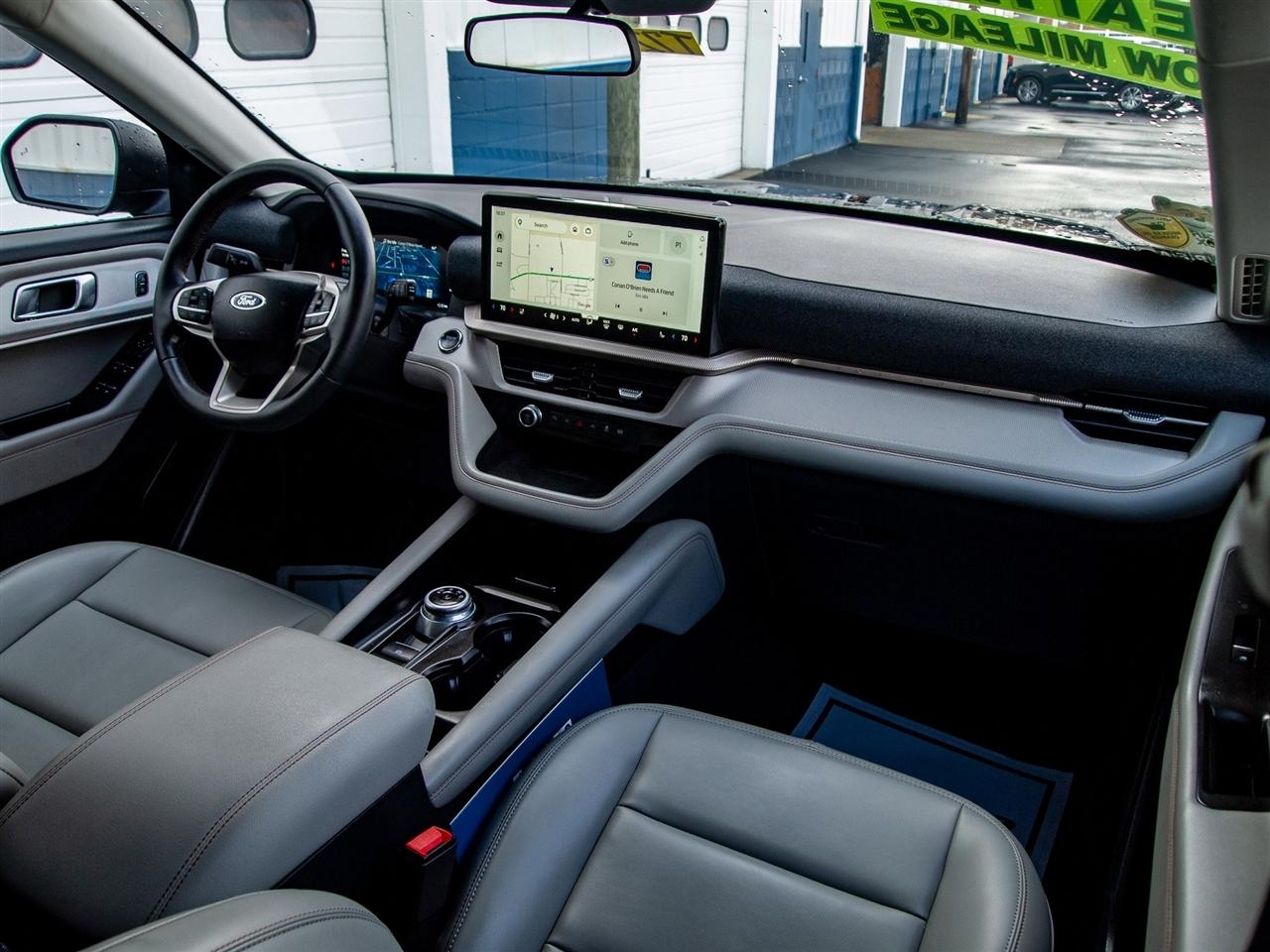 Ford Explorer Active 4WD 2025