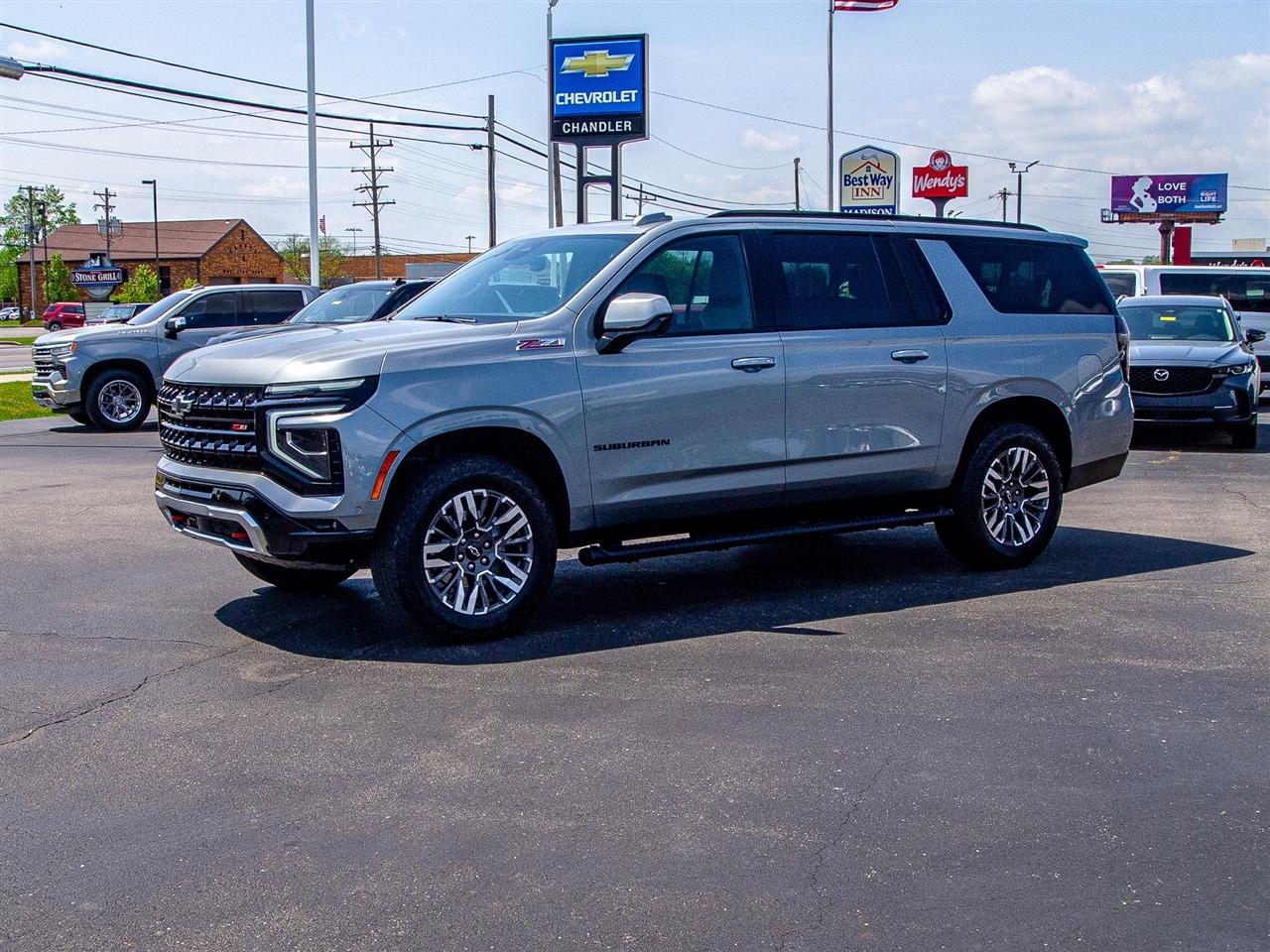 Chevrolet Suburban 4WD 4dr Z71 2025