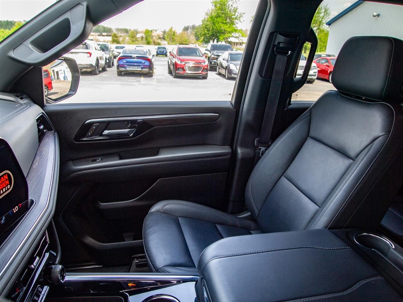 Chevrolet Suburban 4WD 4dr Z71 2025