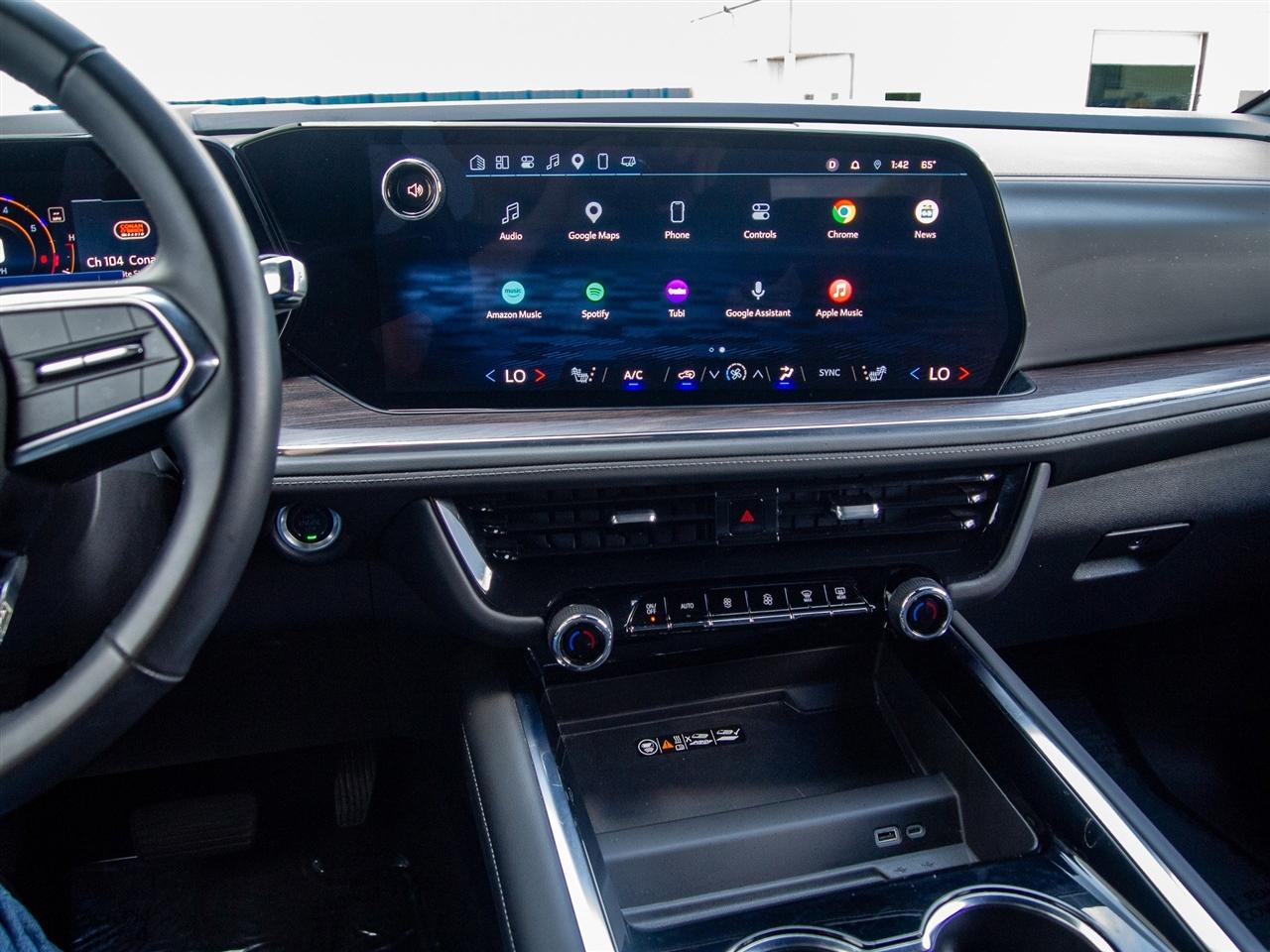 Chevrolet Suburban 4WD 4dr Z71 2025