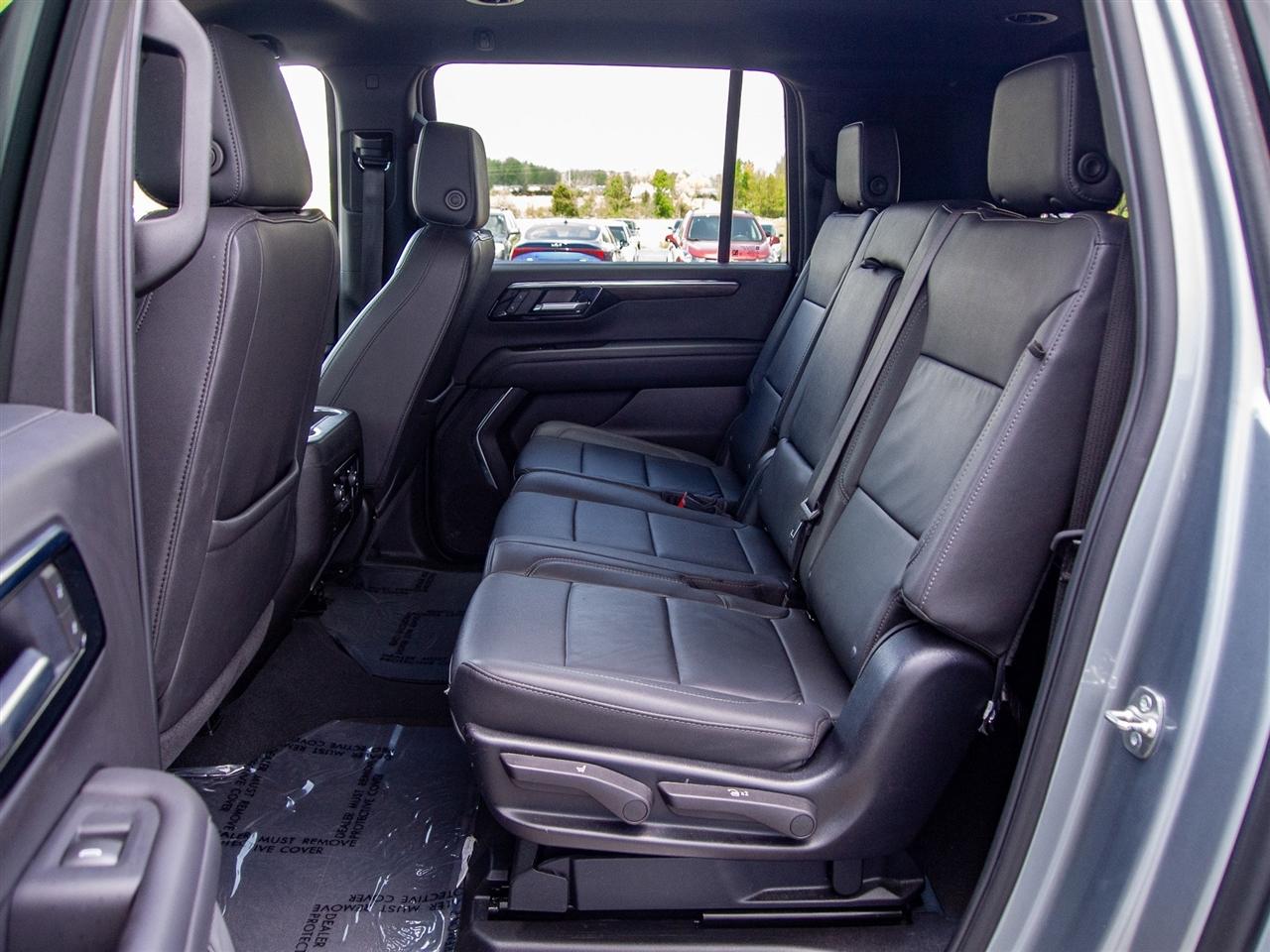 Chevrolet Suburban 4WD 4dr Z71 2025