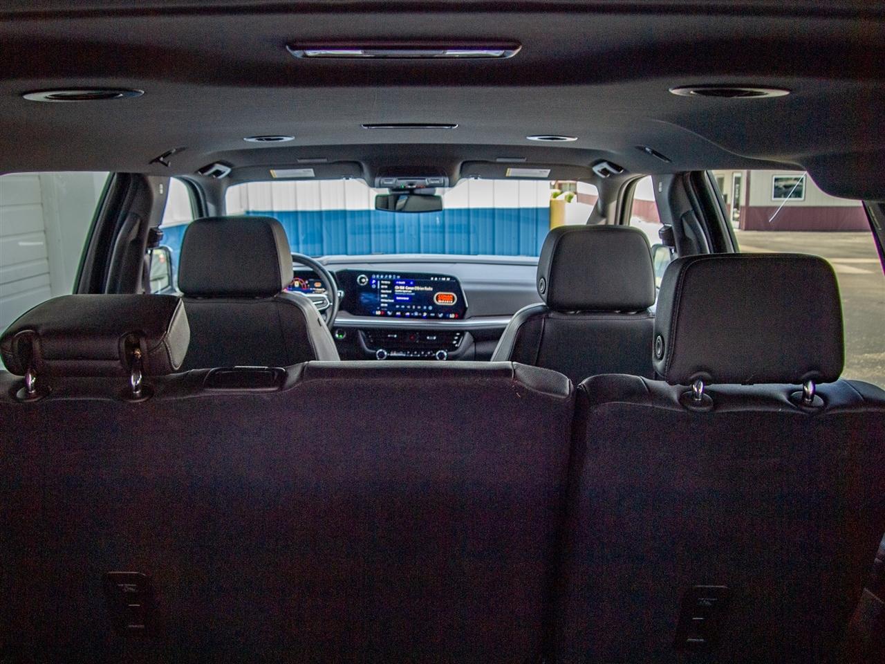 Chevrolet Suburban 4WD 4dr Z71 2025