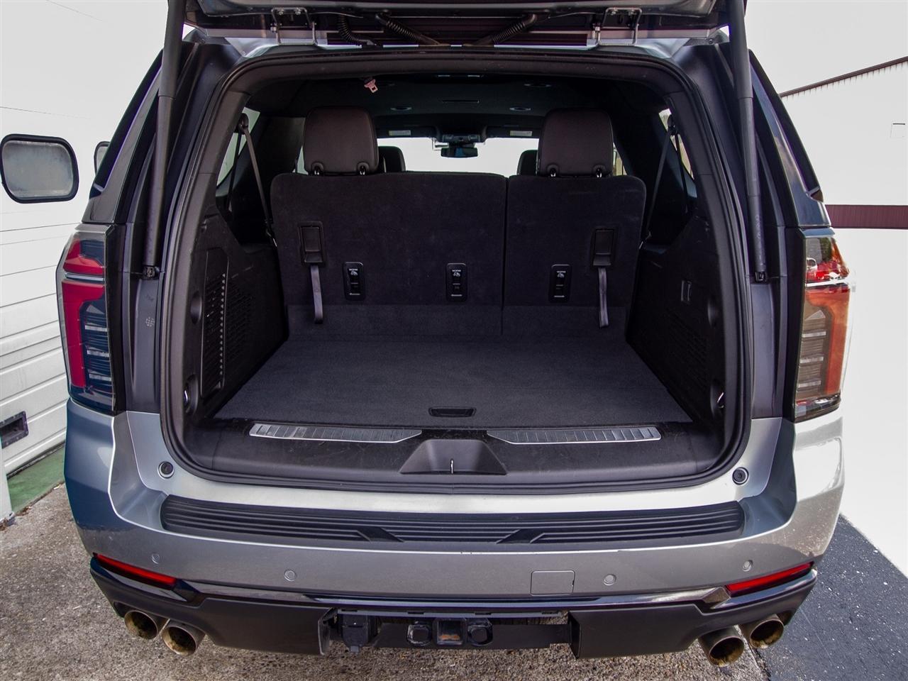 Chevrolet Suburban 4WD 4dr Z71 2025