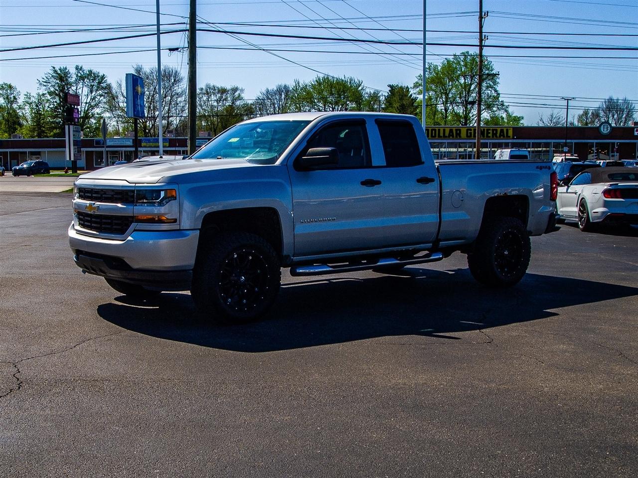 Chevrolet Silverado 1500 4WD Double Cab 143.5" Custom 2016