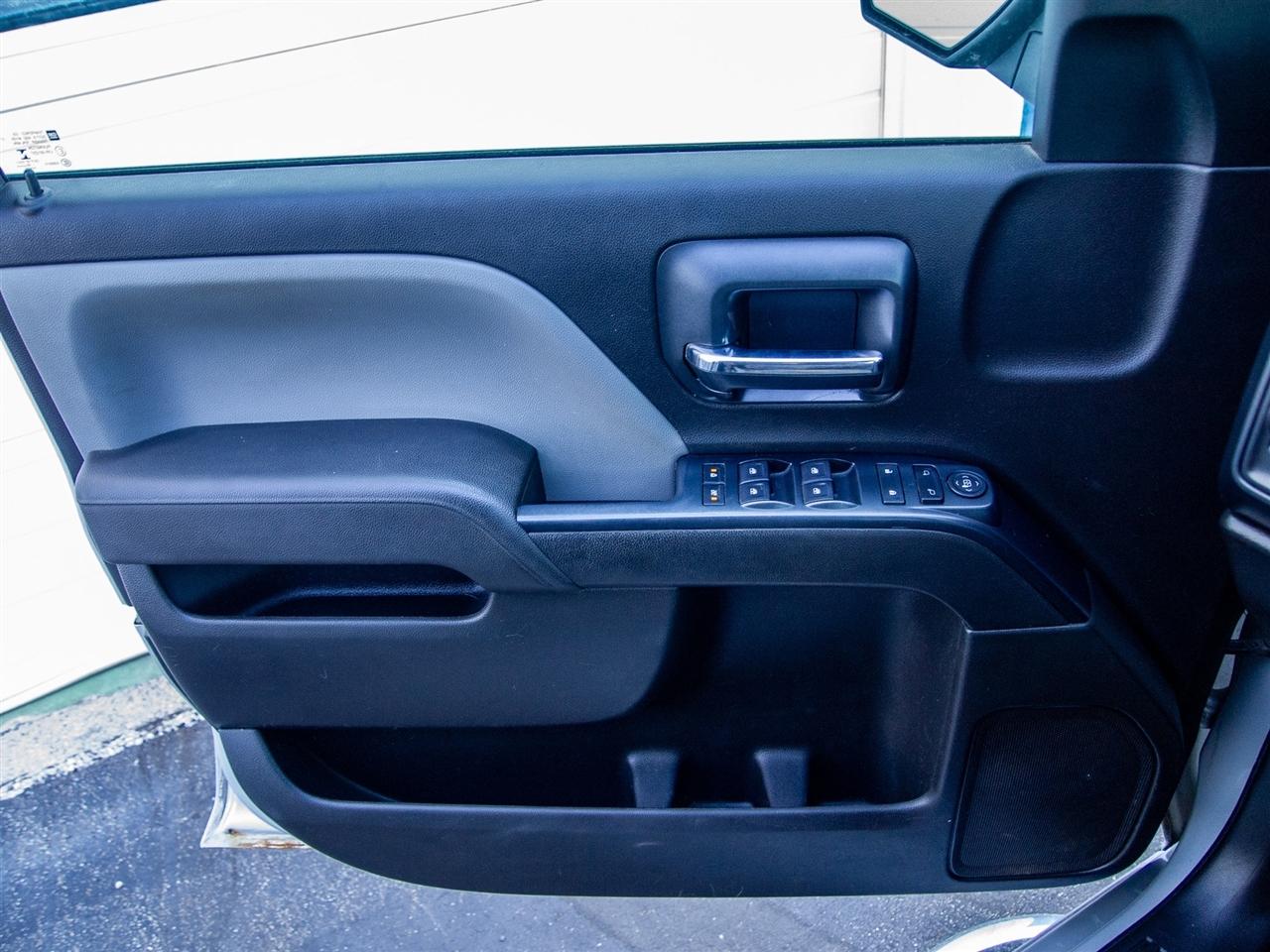 Chevrolet Silverado 1500 4WD Double Cab 143.5" Custom 2016