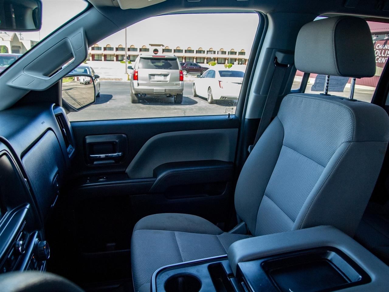 Chevrolet Silverado 1500 4WD Double Cab 143.5" Custom 2016