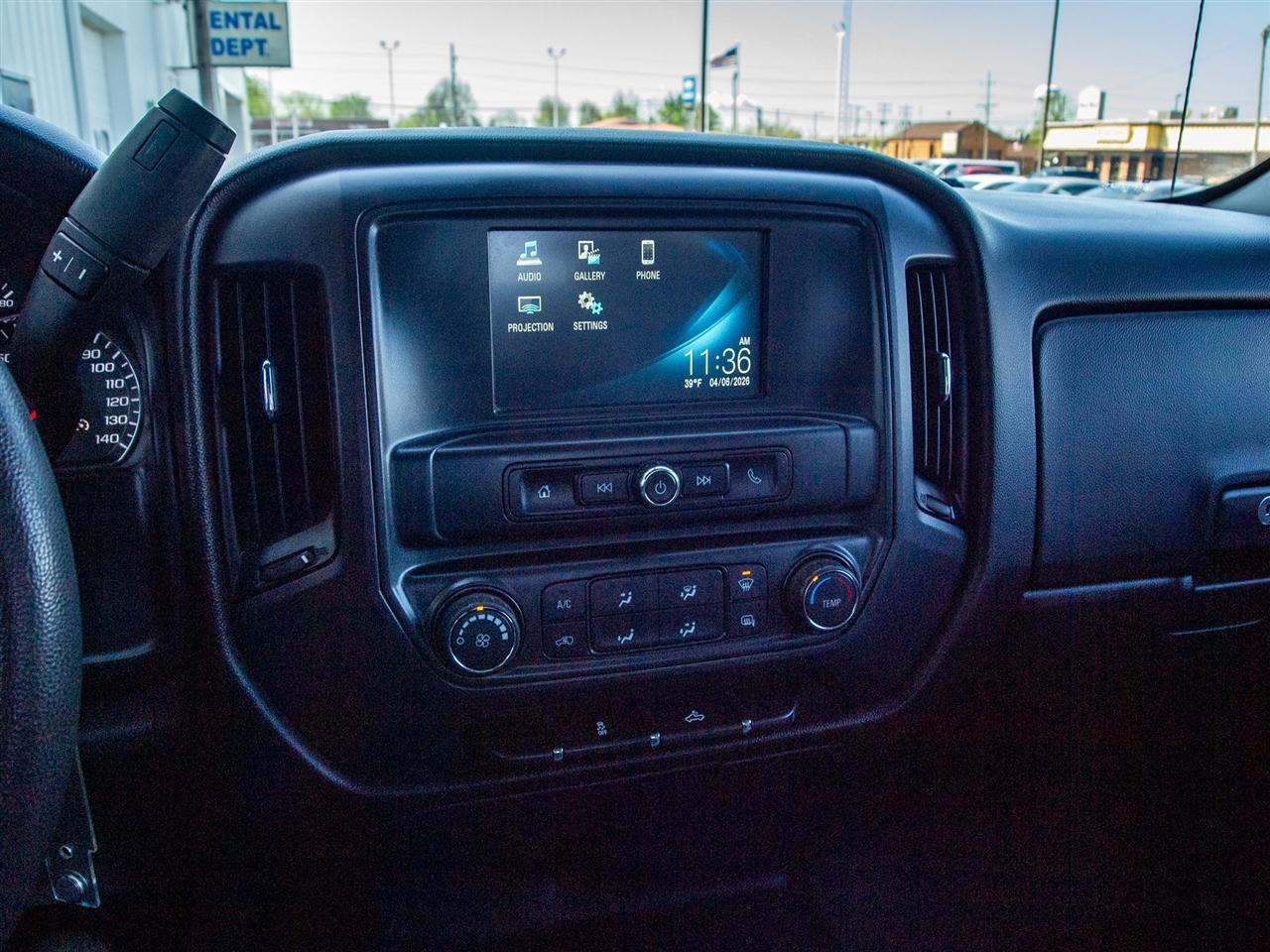 Chevrolet Silverado 1500 4WD Double Cab 143.5" Custom 2016