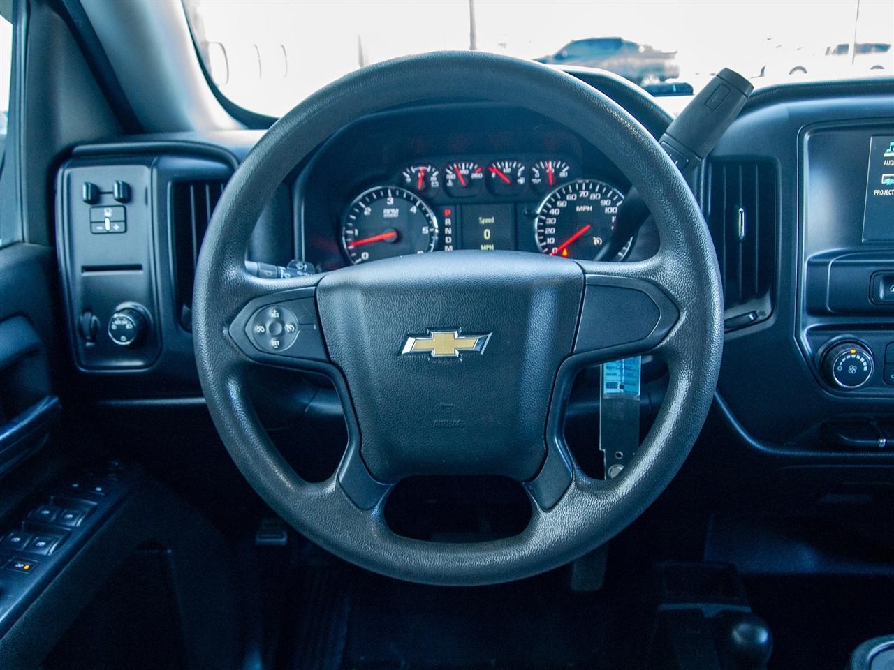 Chevrolet Silverado 1500 4WD Double Cab 143.5" Custom 2016