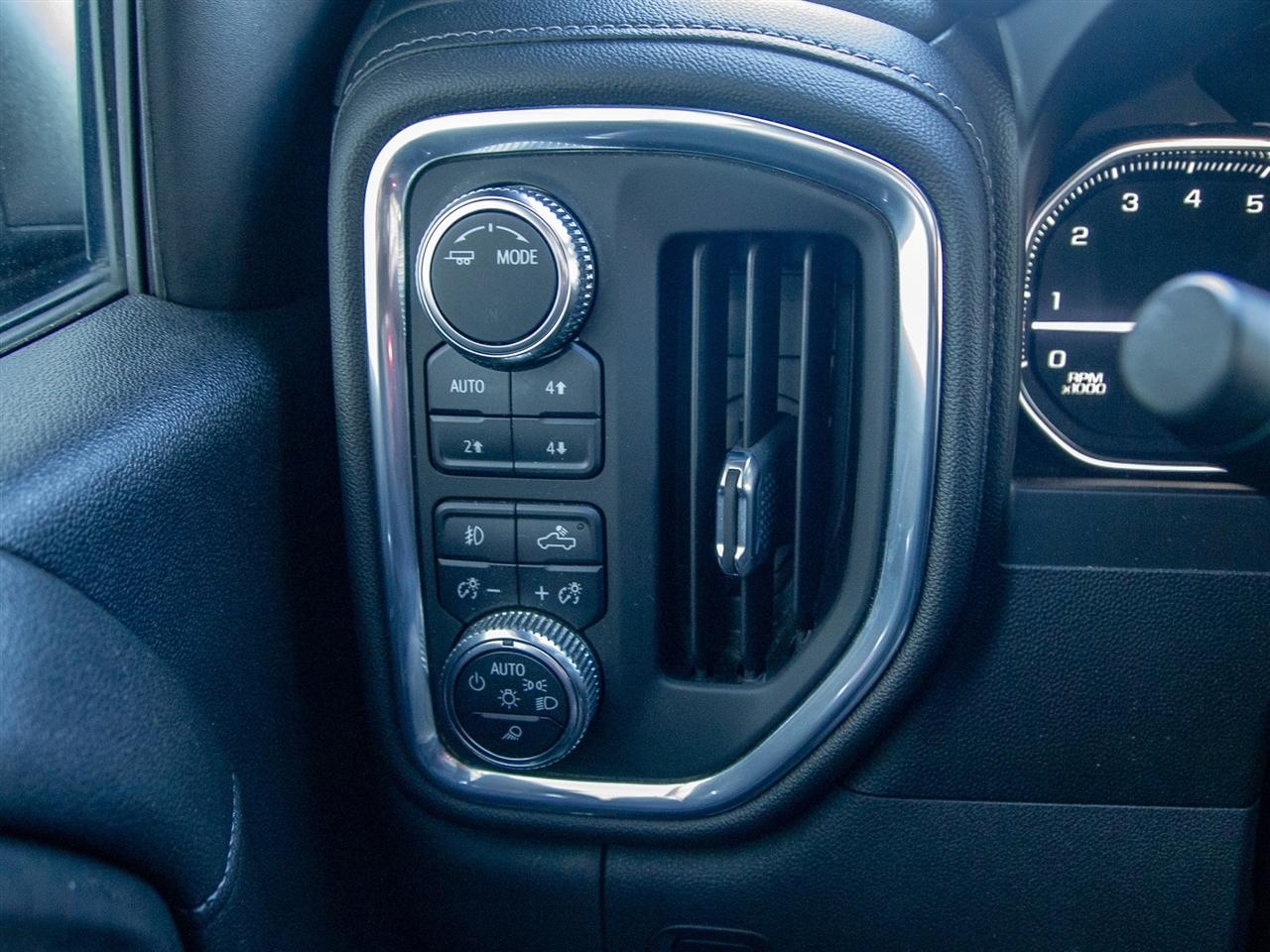 GMC Sierra 1500 4WD Crew Cab 147" SLT 2021