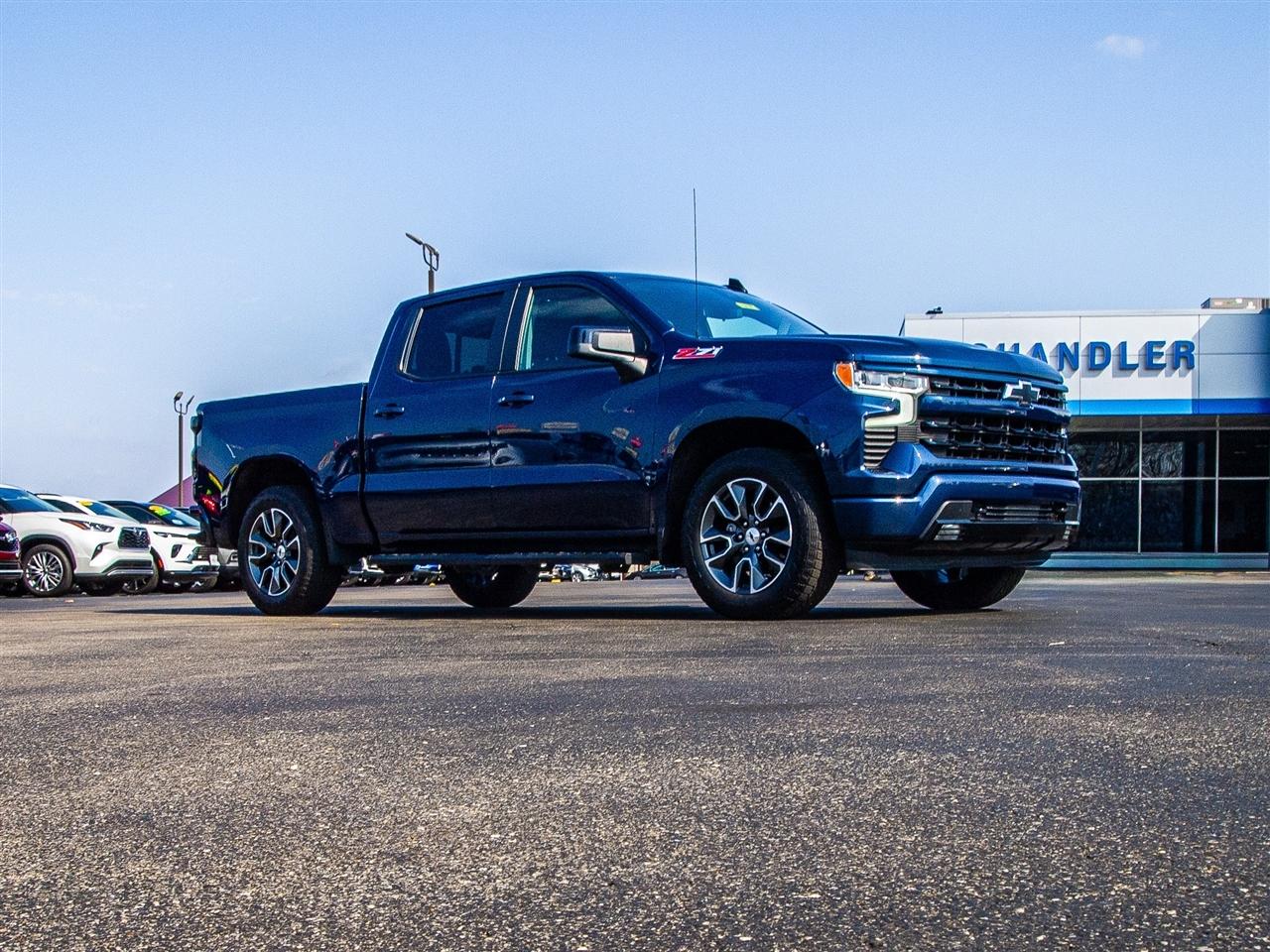 Chevrolet Silverado 1500 4WD Crew Cab 147" RST 2023