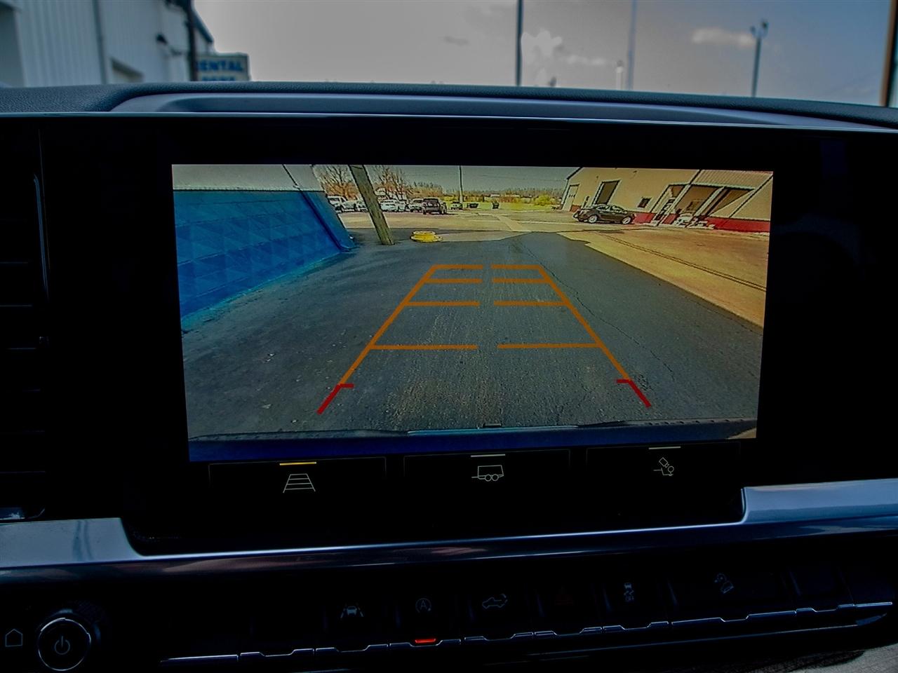 Chevrolet Silverado 1500 4WD Crew Cab 147" RST 2023