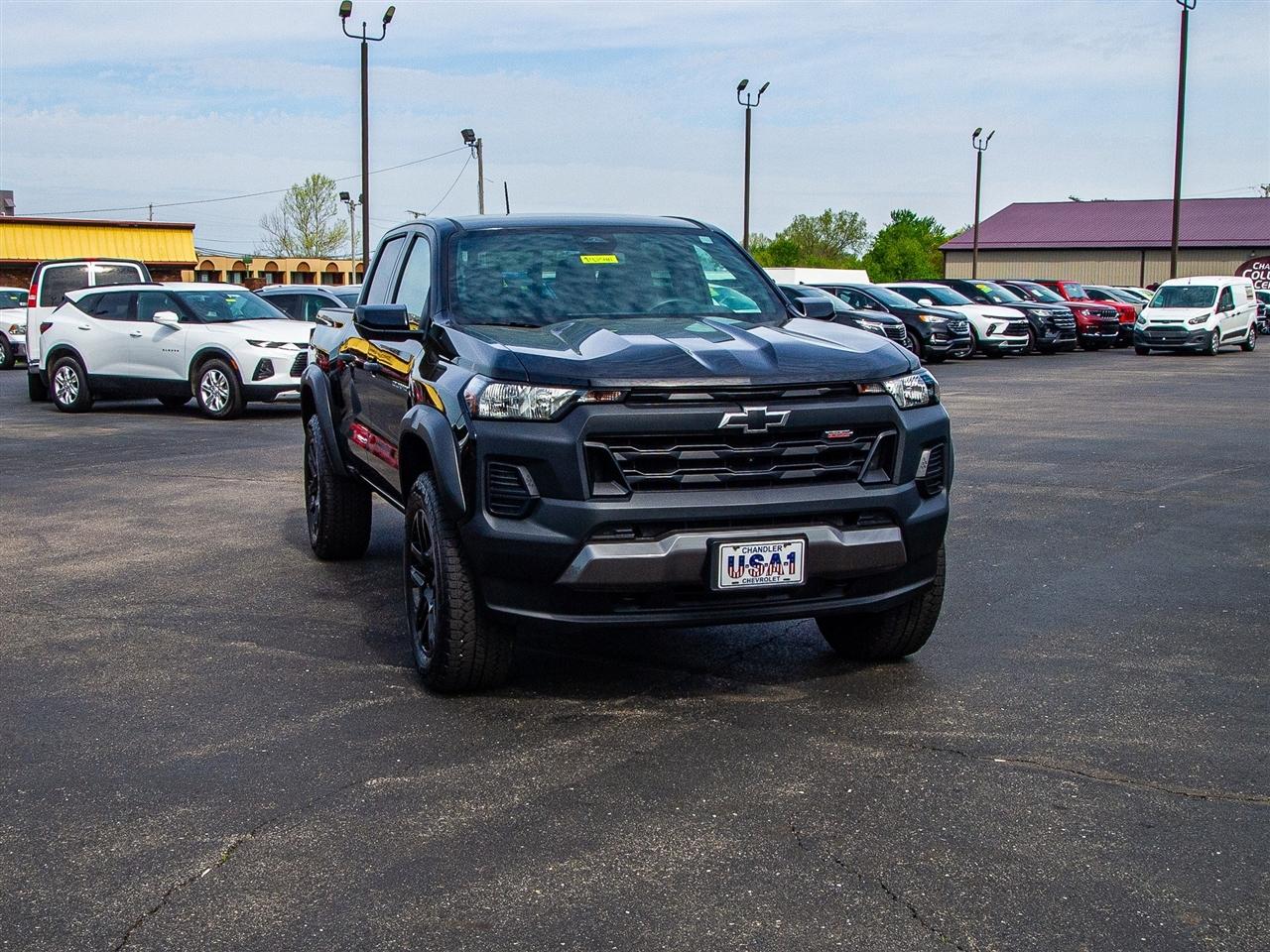 Chevrolet Colorado 4WD Crew Cab Trail Boss 2024