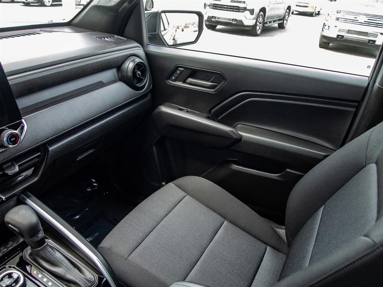 Chevrolet Colorado 4WD Crew Cab Trail Boss 2024