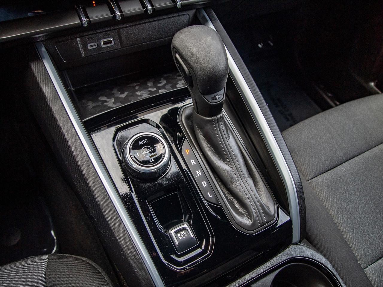 Chevrolet Colorado 4WD Crew Cab Trail Boss 2024