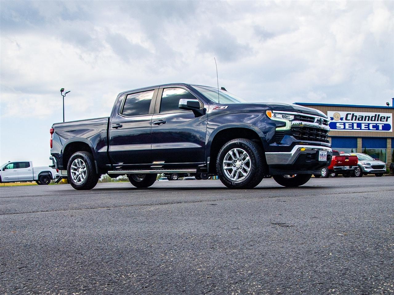 Chevrolet Silverado 1500 4WD Crew Cab 147" LT w/1LT 2022