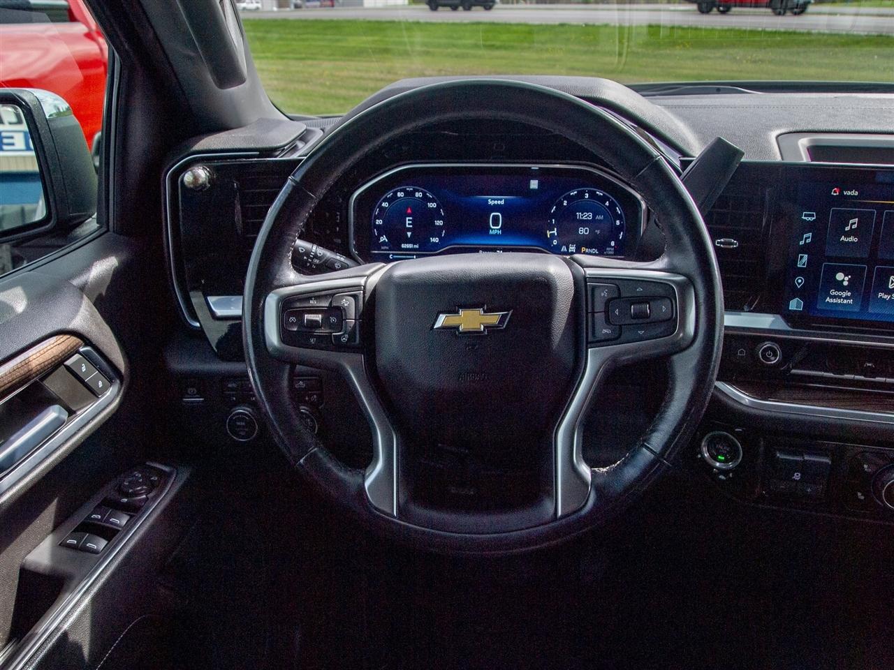 Chevrolet Silverado 1500 4WD Crew Cab 147" LT w/1LT 2022