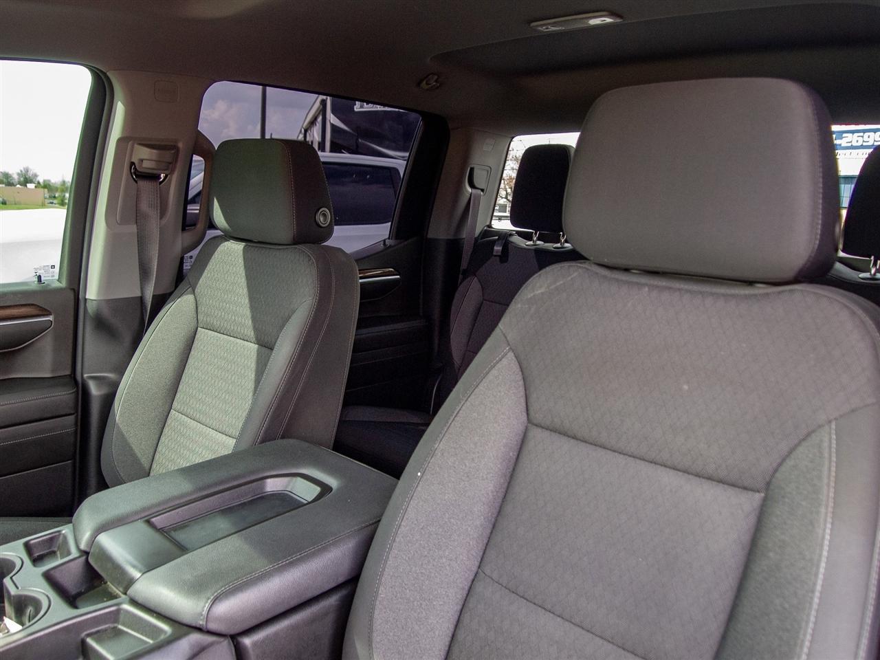 Chevrolet Silverado 1500 4WD Crew Cab 147" LT w/1LT 2022