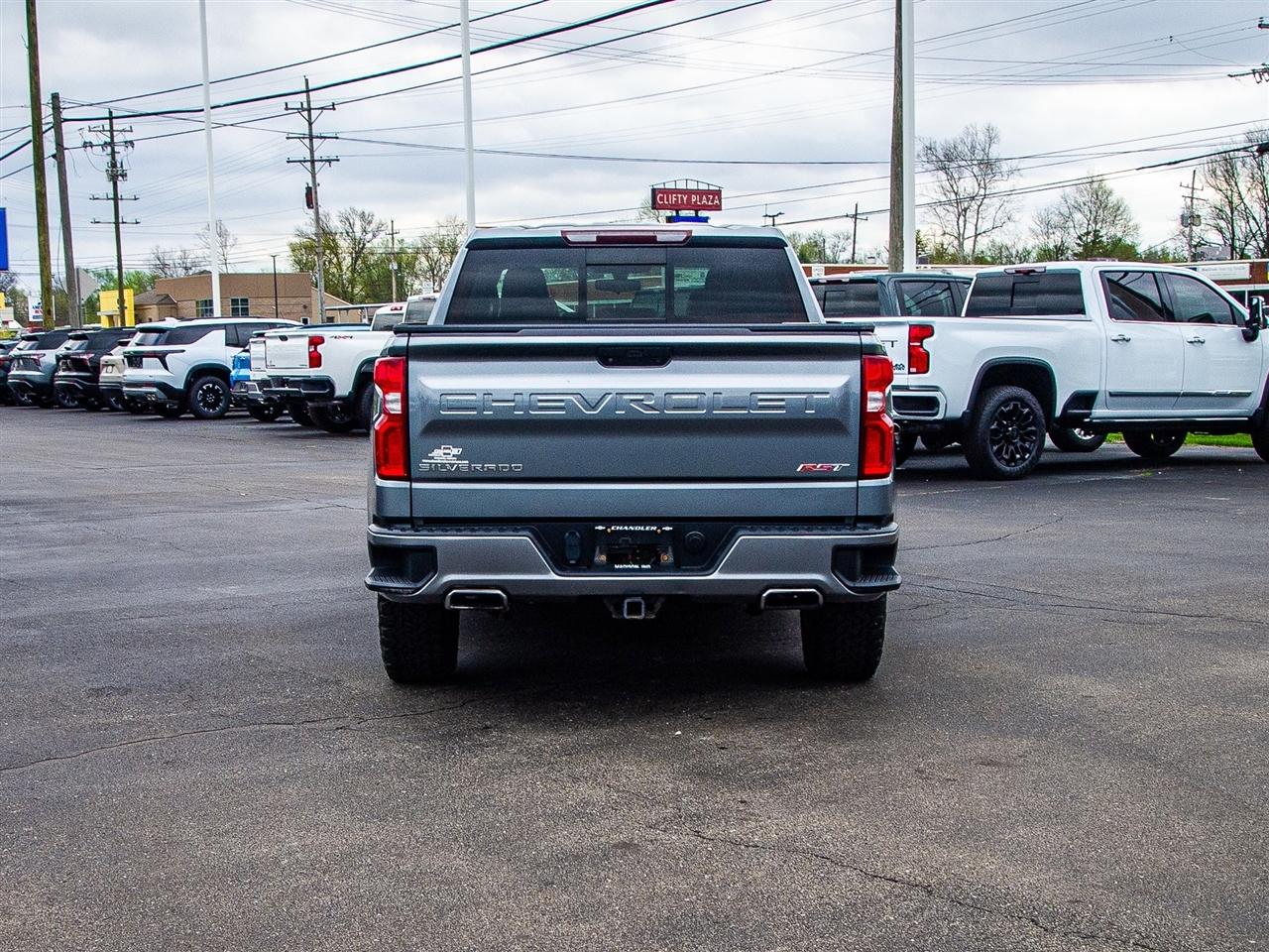 Chevrolet Silverado 1500 4WD Crew Cab 147" RST 2019