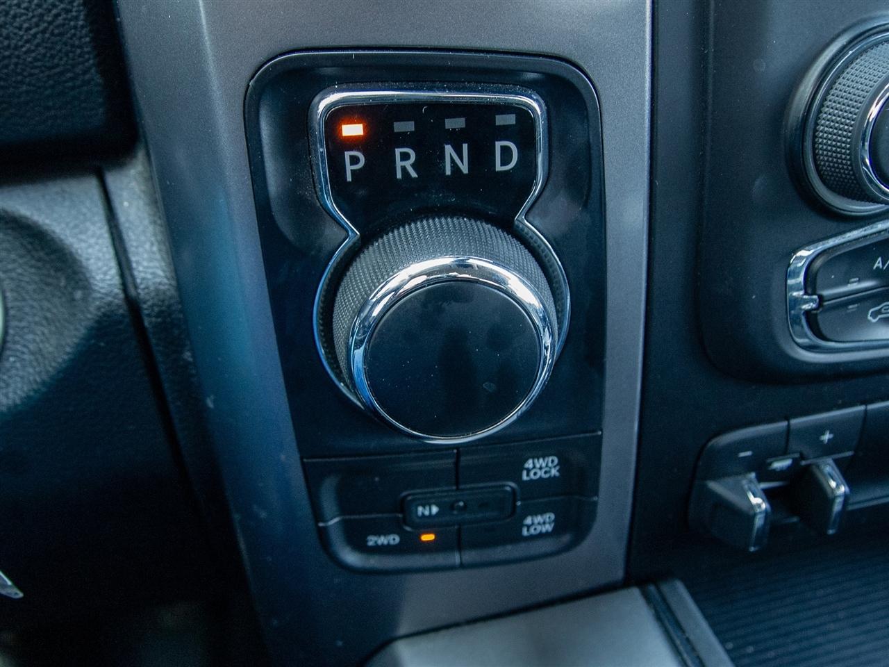 RAM 1500 Classic SLT 4x4 Crew Cab 5'7" Box 2023