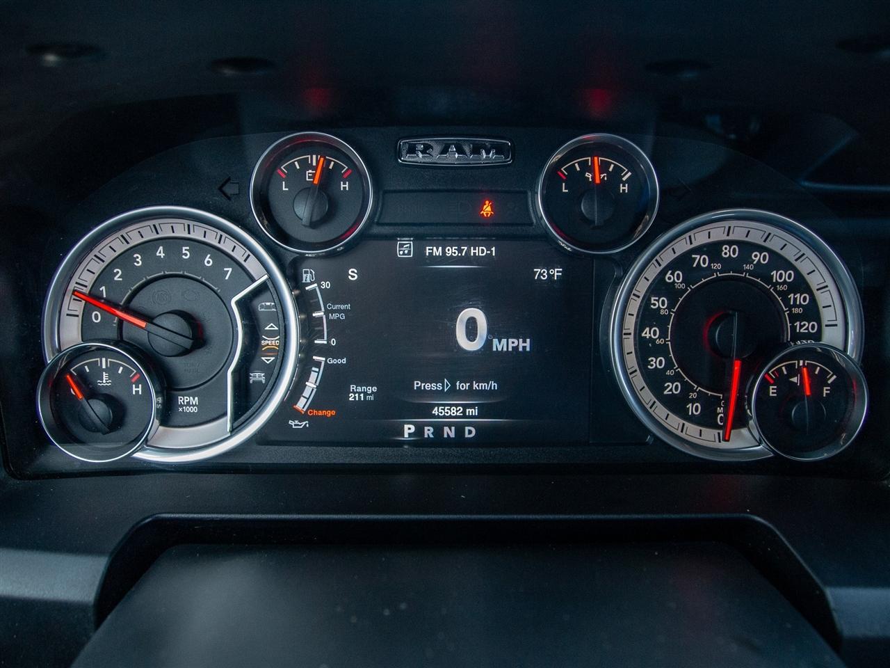 RAM 1500 Classic SLT 4x4 Crew Cab 5'7" Box 2023