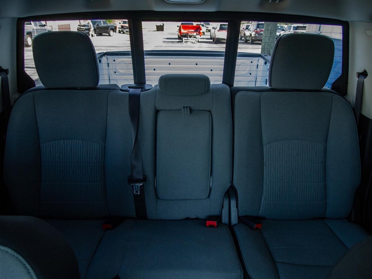 RAM 1500 Classic SLT 4x4 Crew Cab 5'7" Box 2023