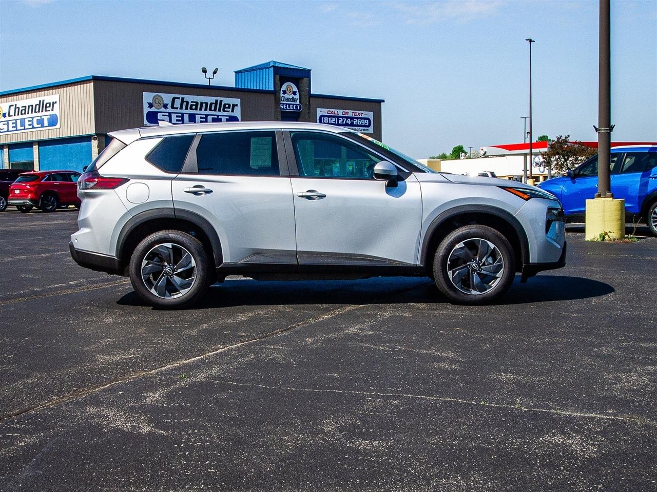 Nissan Rogue FWD SV 2025