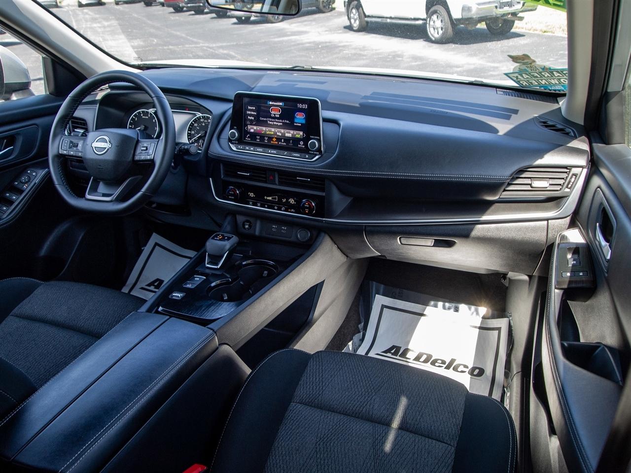 Nissan Rogue FWD SV 2025