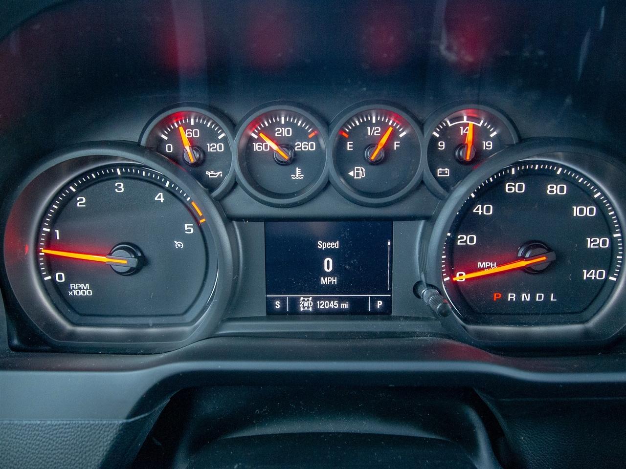 Chevrolet Silverado 2500HD 4WD Crew Cab 159" Custom 2025