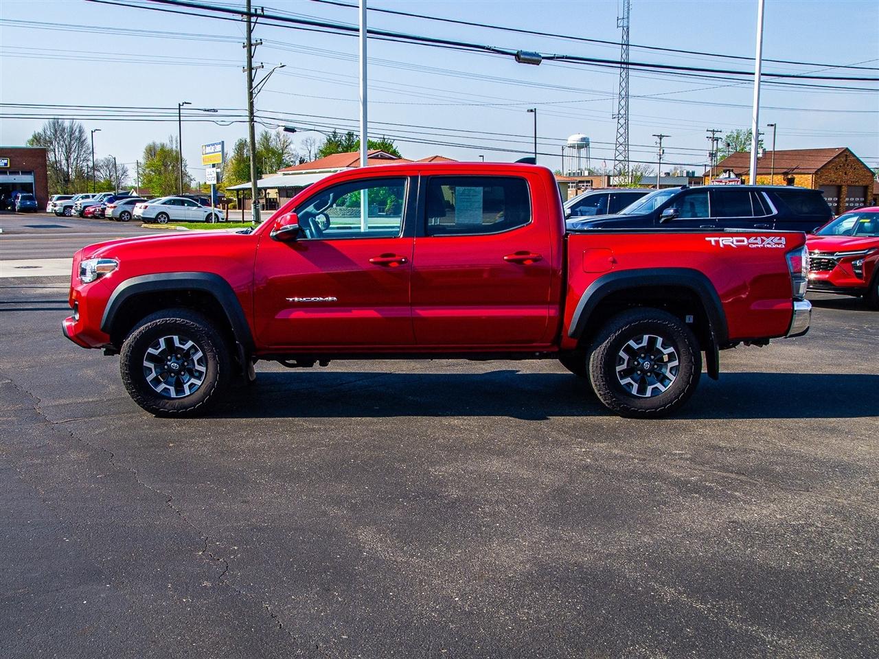 Toyota Tacoma 4WD TRD Off Road Double Cab 5' Bed V6 MT (Natl) 2023