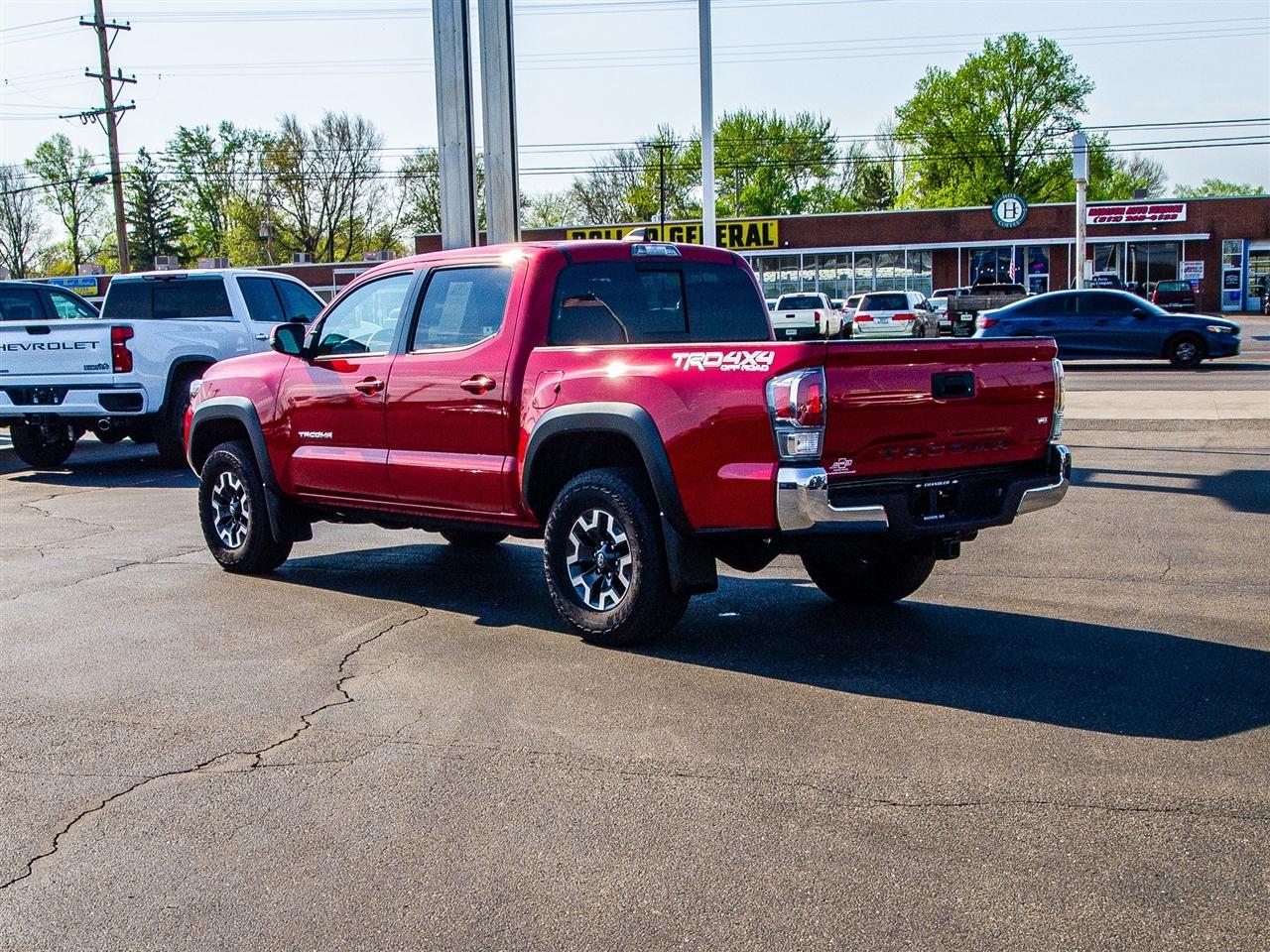 Toyota Tacoma 4WD TRD Off Road Double Cab 5' Bed V6 MT (Natl) 2023