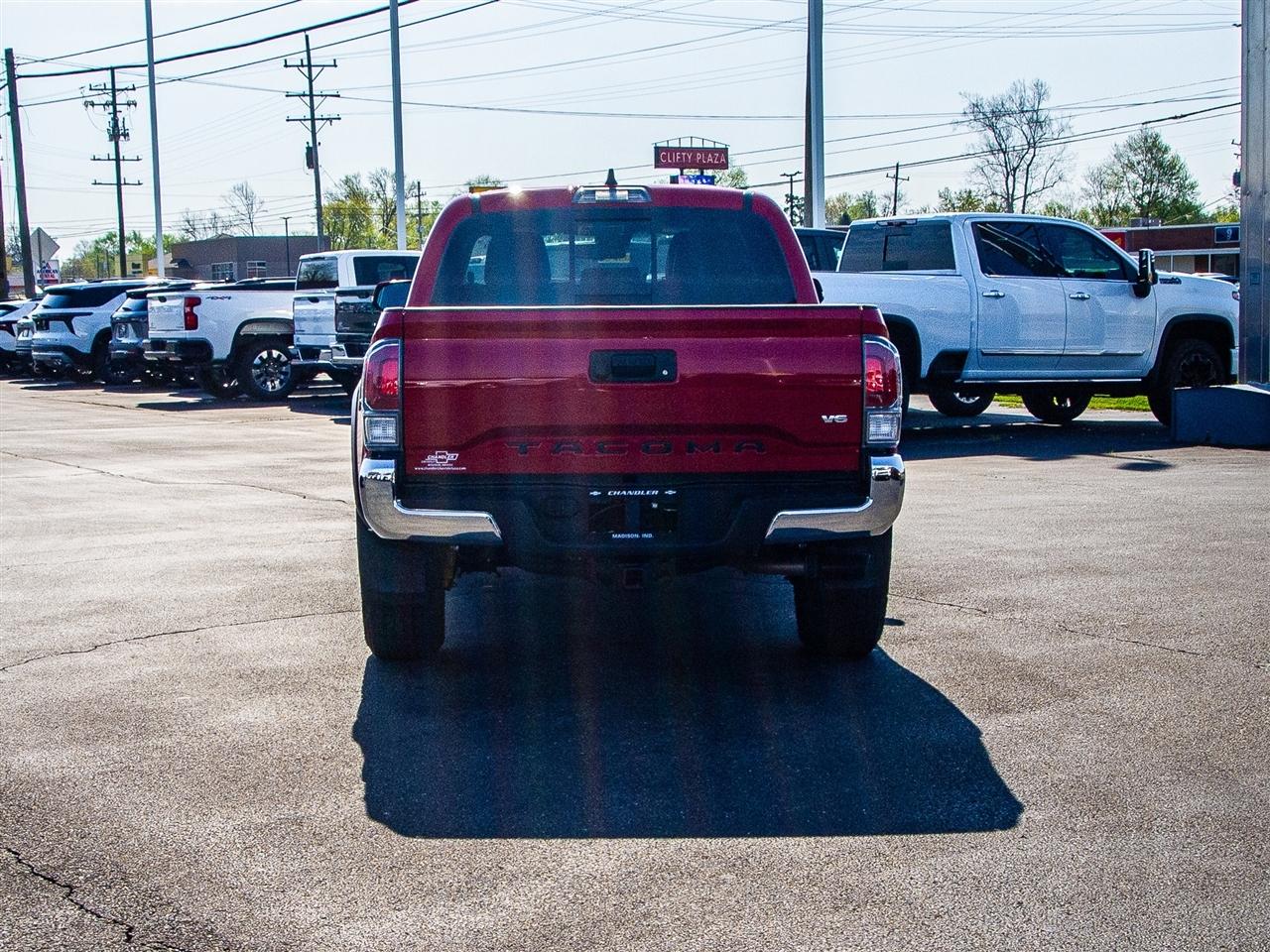Toyota Tacoma 4WD TRD Off Road Double Cab 5' Bed V6 MT (Natl) 2023