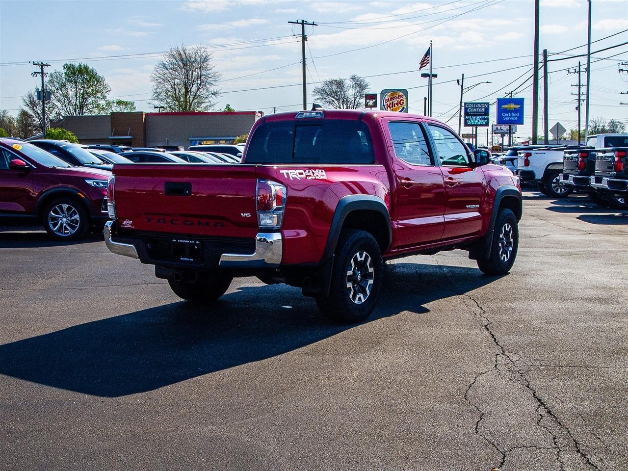 Toyota Tacoma 4WD TRD Off Road Double Cab 5' Bed V6 MT (Natl) 2023