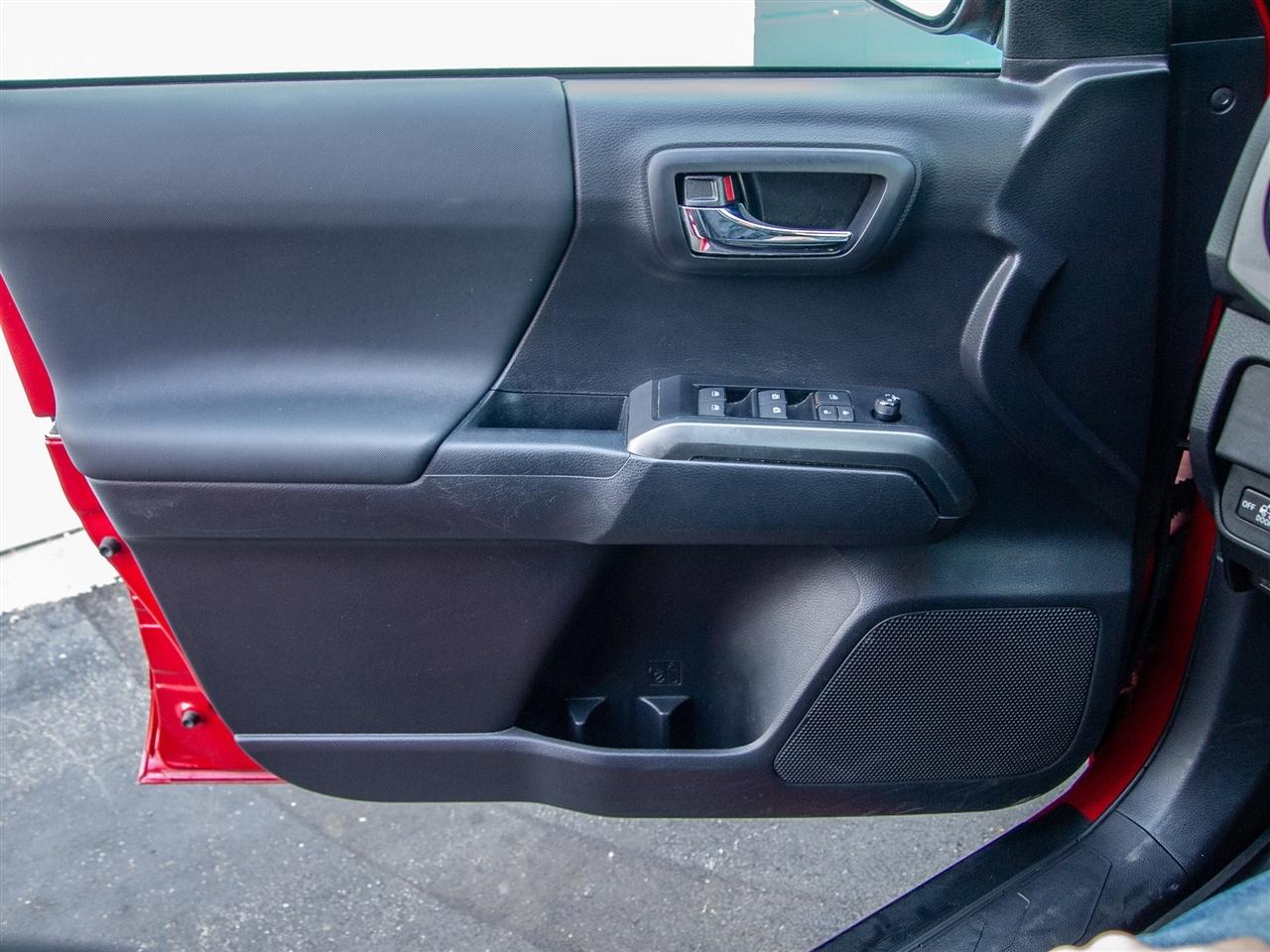 Toyota Tacoma 4WD TRD Off Road Double Cab 5' Bed V6 MT (Natl) 2023