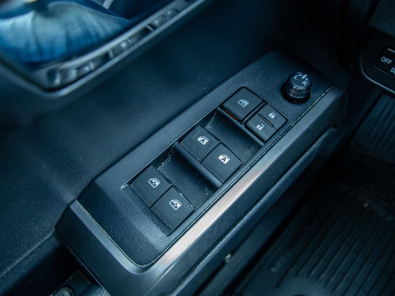 Toyota Tacoma 4WD TRD Off Road Double Cab 5' Bed V6 MT (Natl) 2023