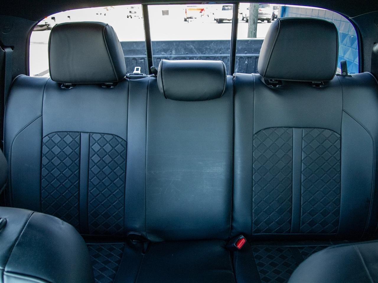 Toyota Tacoma 4WD TRD Off Road Double Cab 5' Bed V6 MT (Natl) 2023