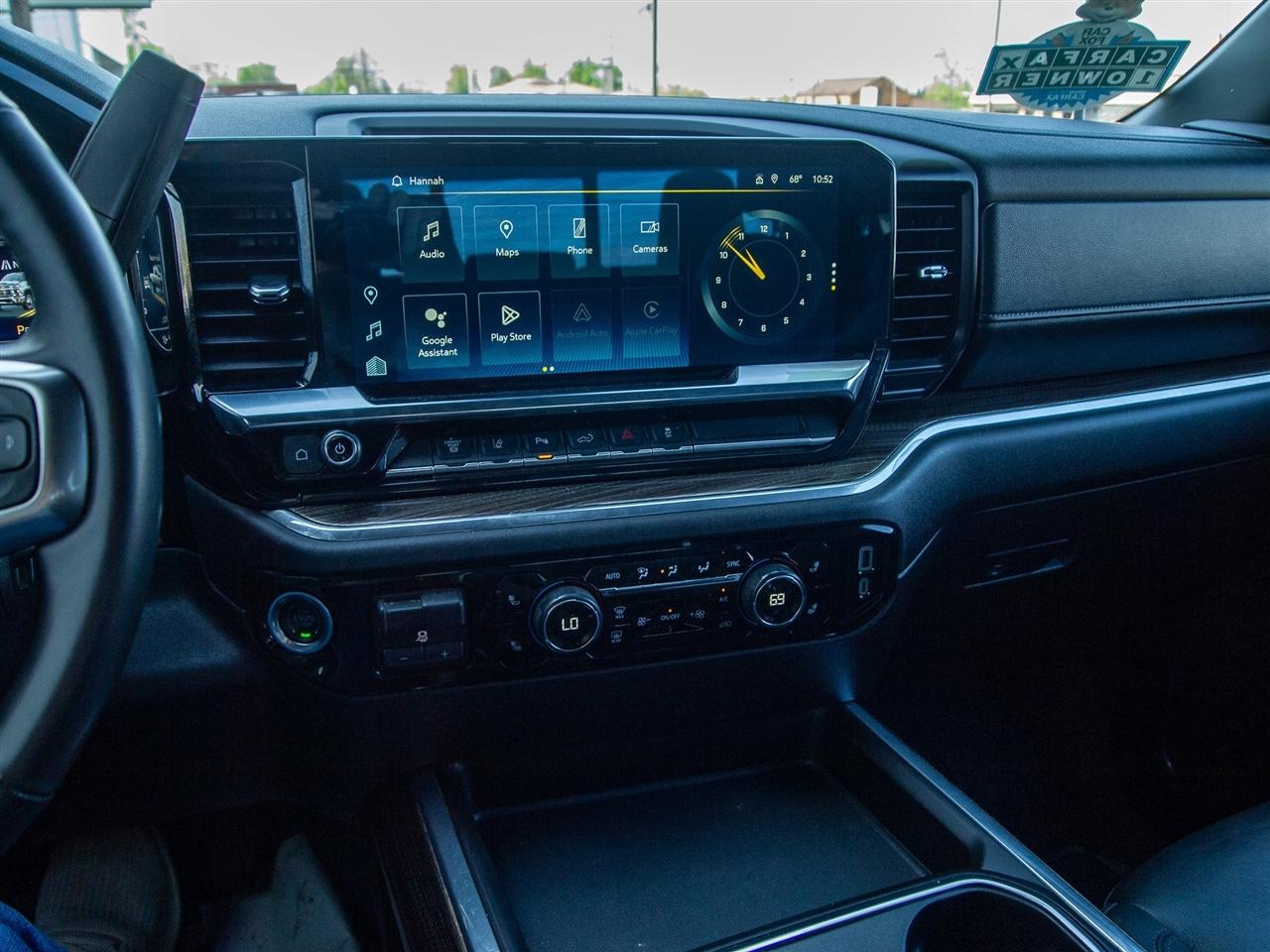 Chevrolet Silverado 3500HD 4WD Crew Cab 172" LT 2024