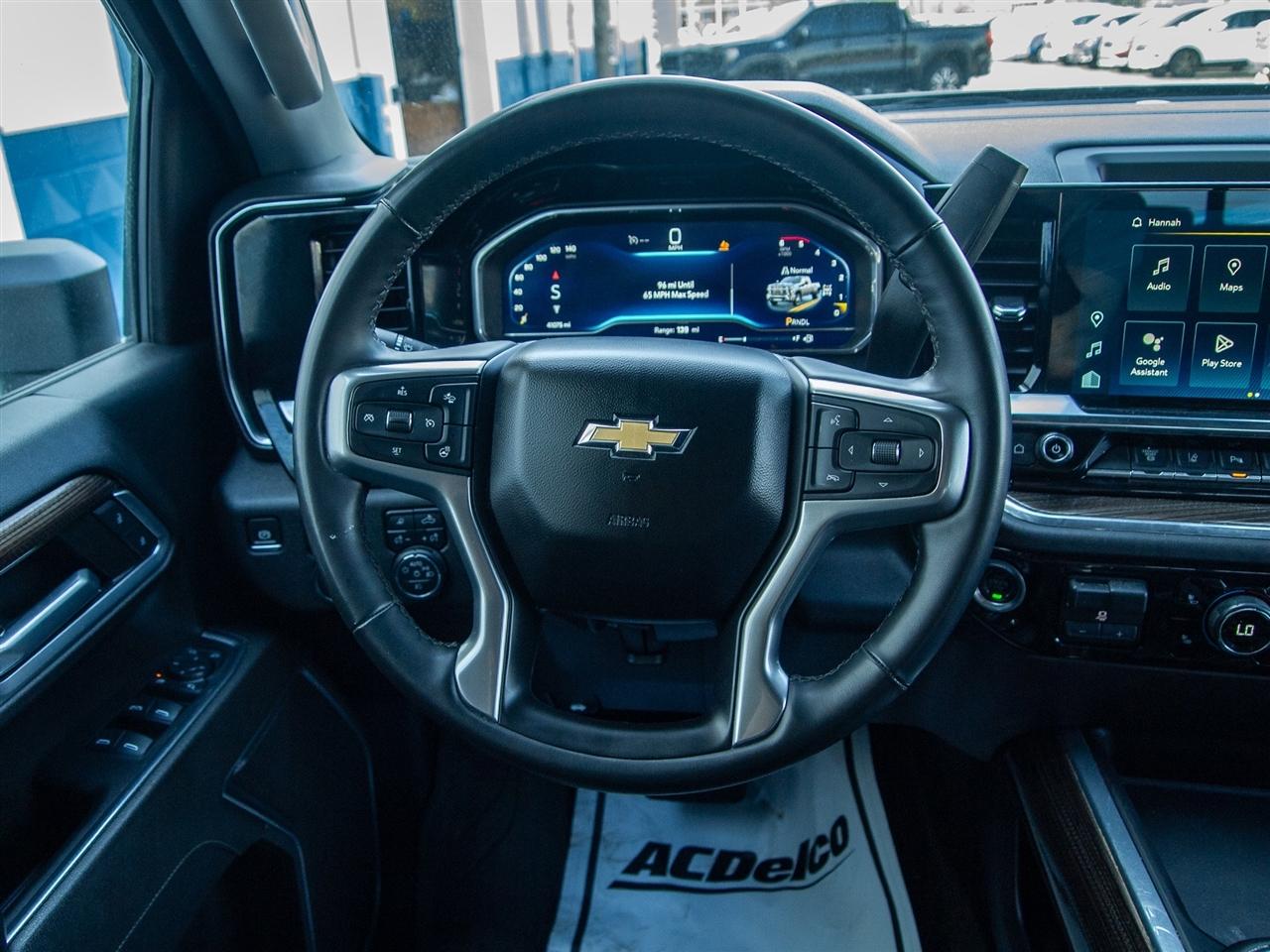 Chevrolet Silverado 3500HD 4WD Crew Cab 172" LT 2024