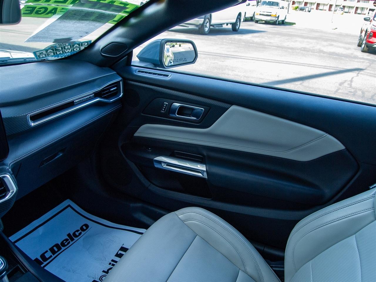 Ford Mustang EcoBoost Convertible 2024