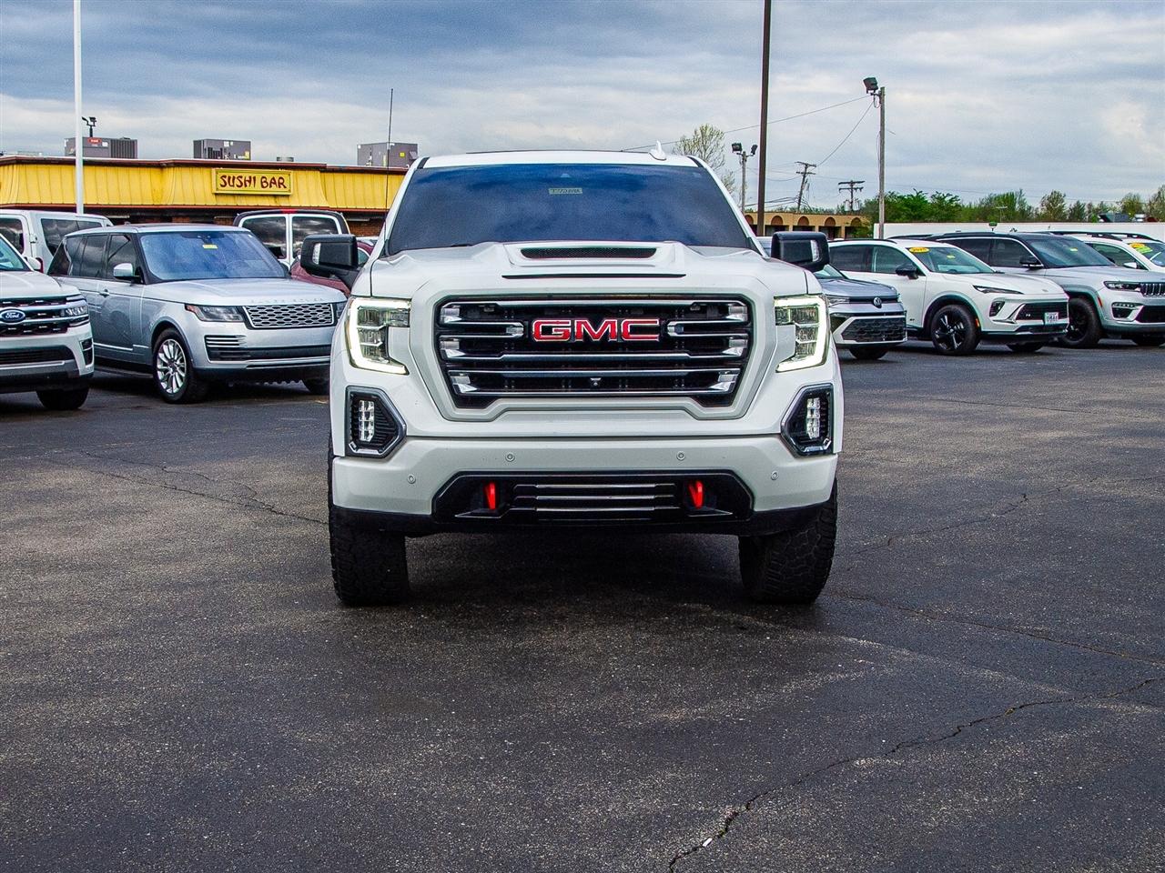 GMC Sierra 1500 4WD Crew Cab 147" AT4 2021