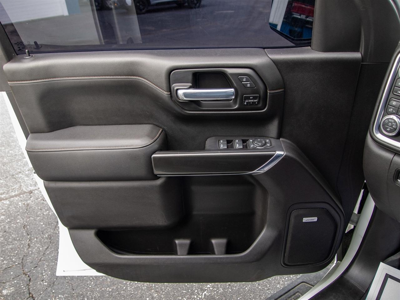 GMC Sierra 1500 4WD Crew Cab 147" AT4 2021