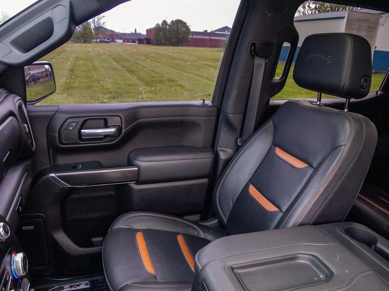 GMC Sierra 1500 4WD Crew Cab 147" AT4 2021