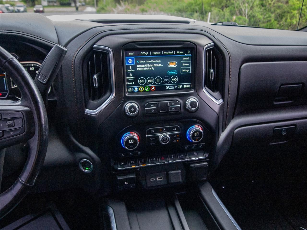 GMC Sierra 1500 4WD Crew Cab 147" AT4 2021