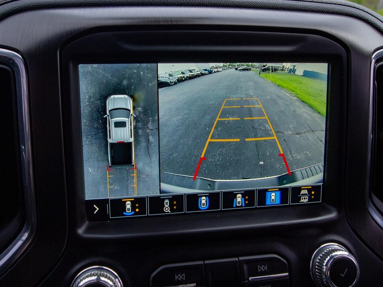 GMC Sierra 1500 4WD Crew Cab 147" AT4 2021