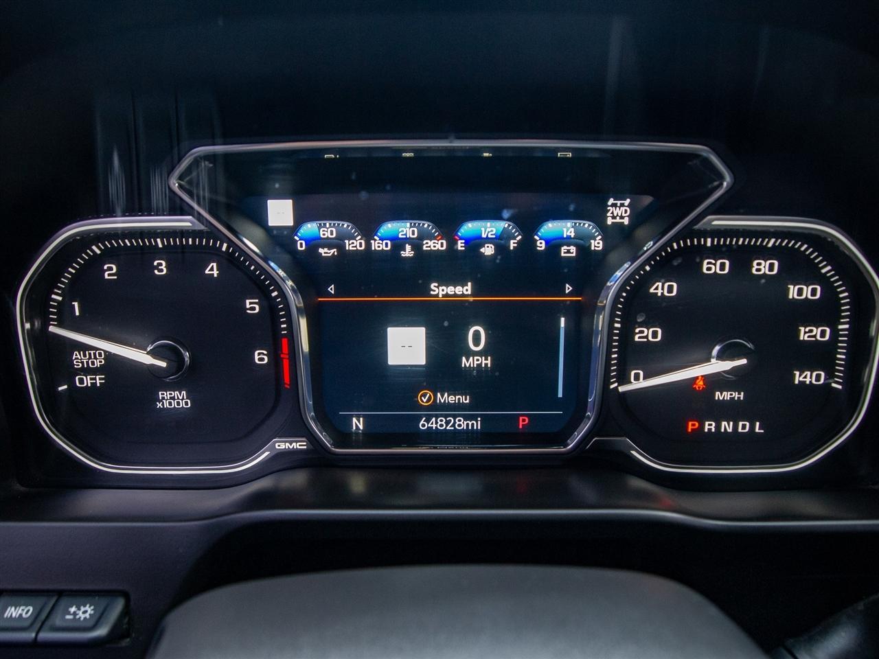 GMC Sierra 1500 4WD Crew Cab 147" AT4 2021