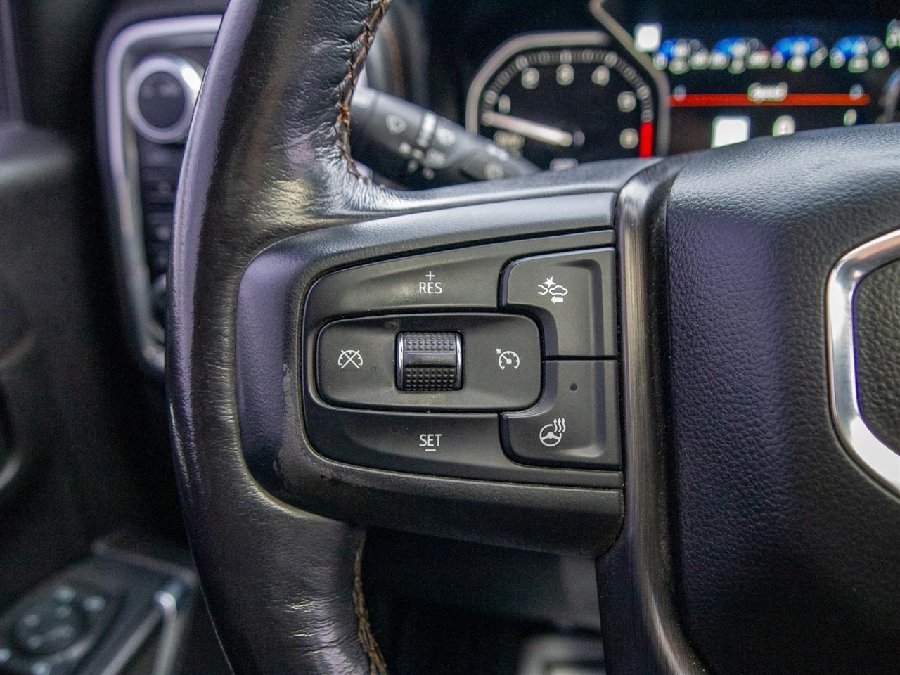 GMC Sierra 1500 4WD Crew Cab 147" AT4 2021