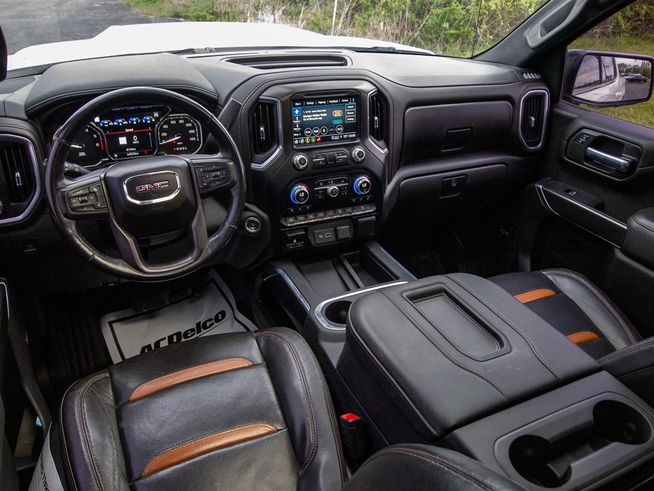 GMC Sierra 1500 4WD Crew Cab 147" AT4 2021