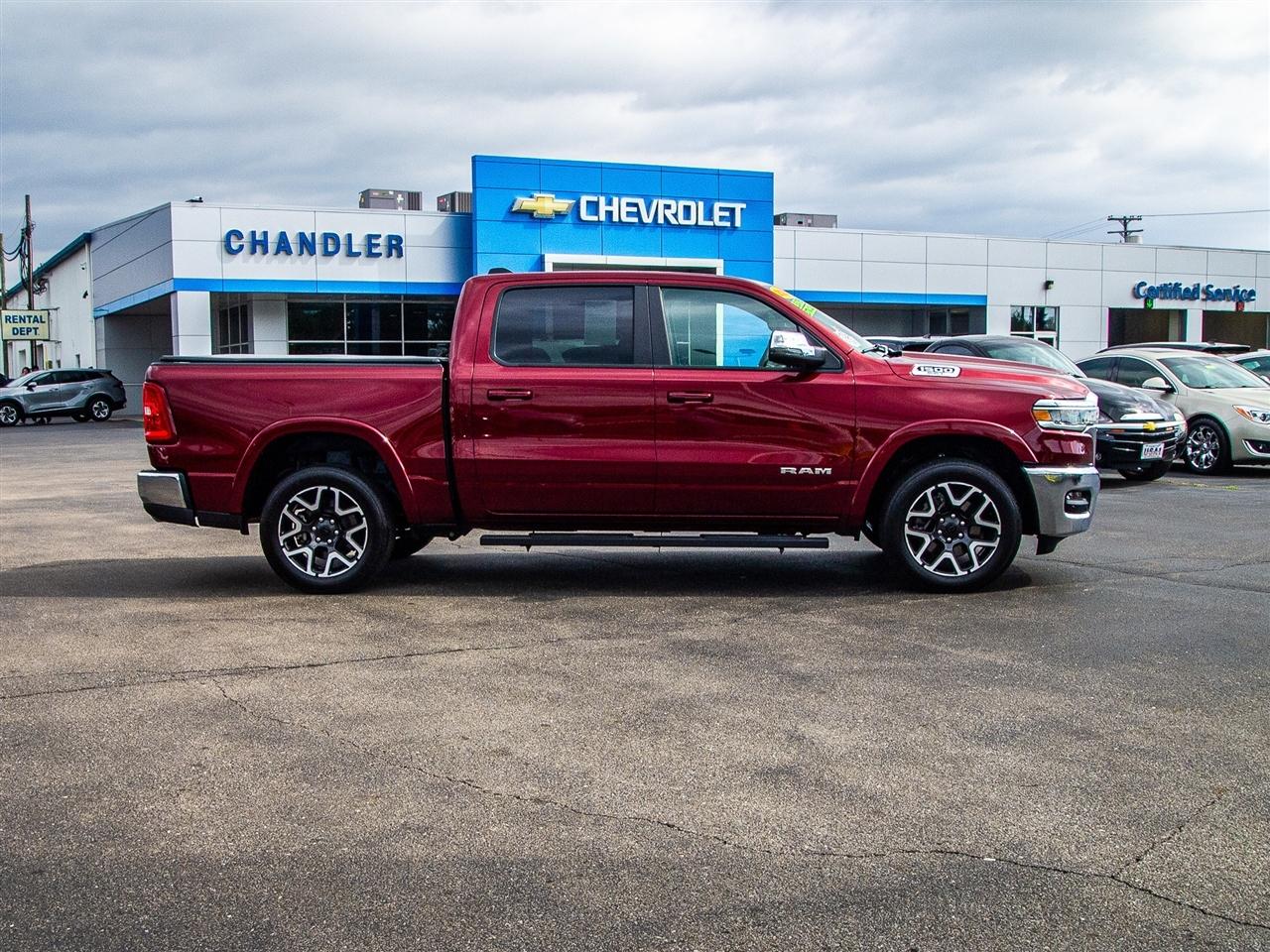 RAM 1500 Laramie 4x4 Crew Cab 5'7" Box 2025