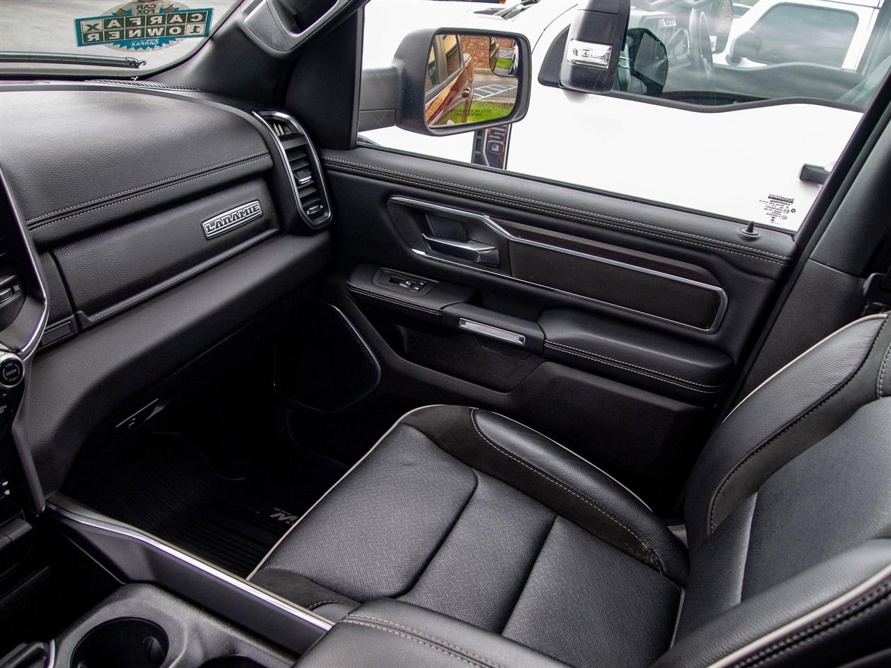 RAM 1500 Laramie 4x4 Crew Cab 5'7" Box 2025