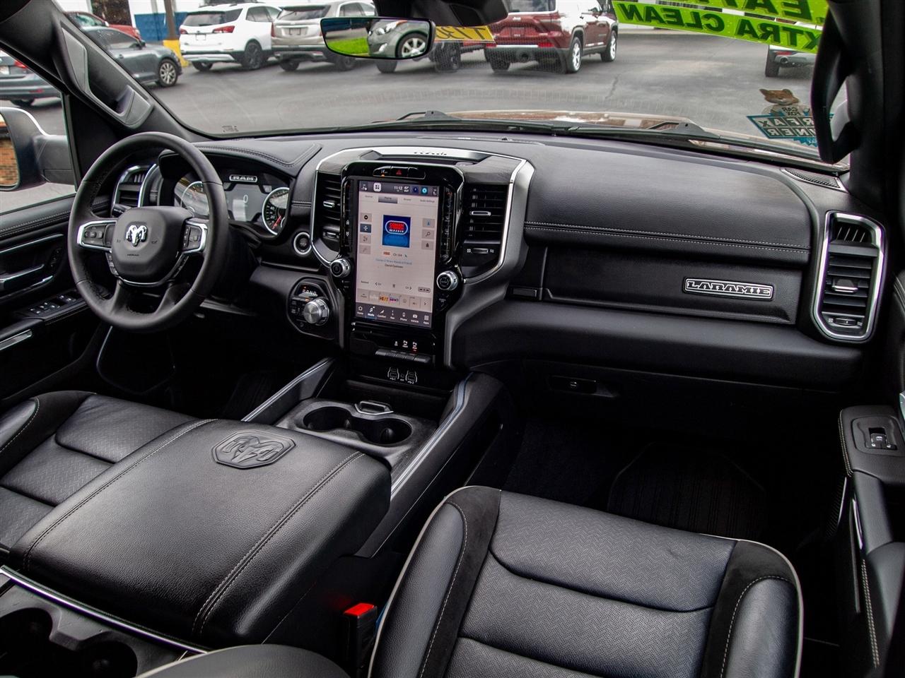 RAM 1500 Laramie 4x4 Crew Cab 5'7" Box 2025